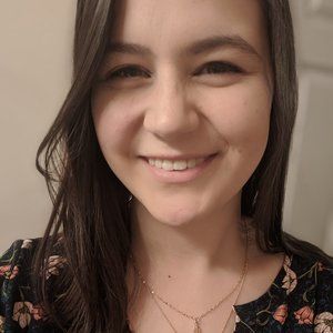 Meet your Posher, Abby